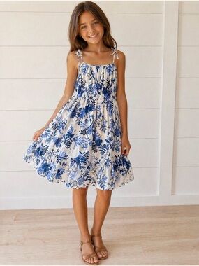 NEW 12 Junior Happily Grey A-line white-blue floral cottagecore boho midi dress